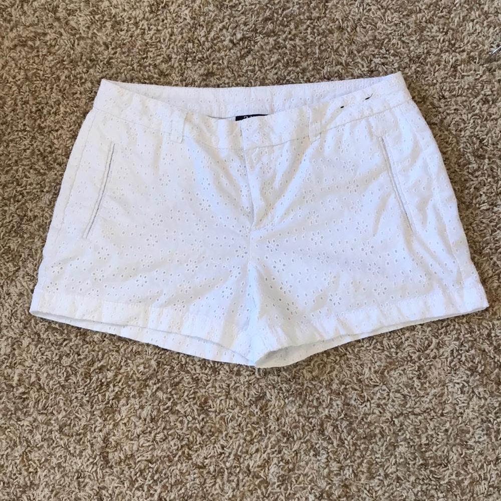 A.n.a White floral shorts